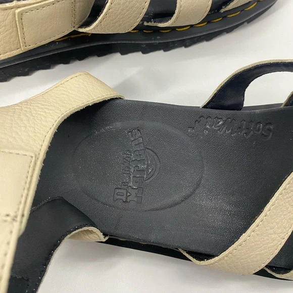 Dr. Martens Blaire Hydro Leather Creme Sandal 10 11 43 EUC - Picture 9 of 10
